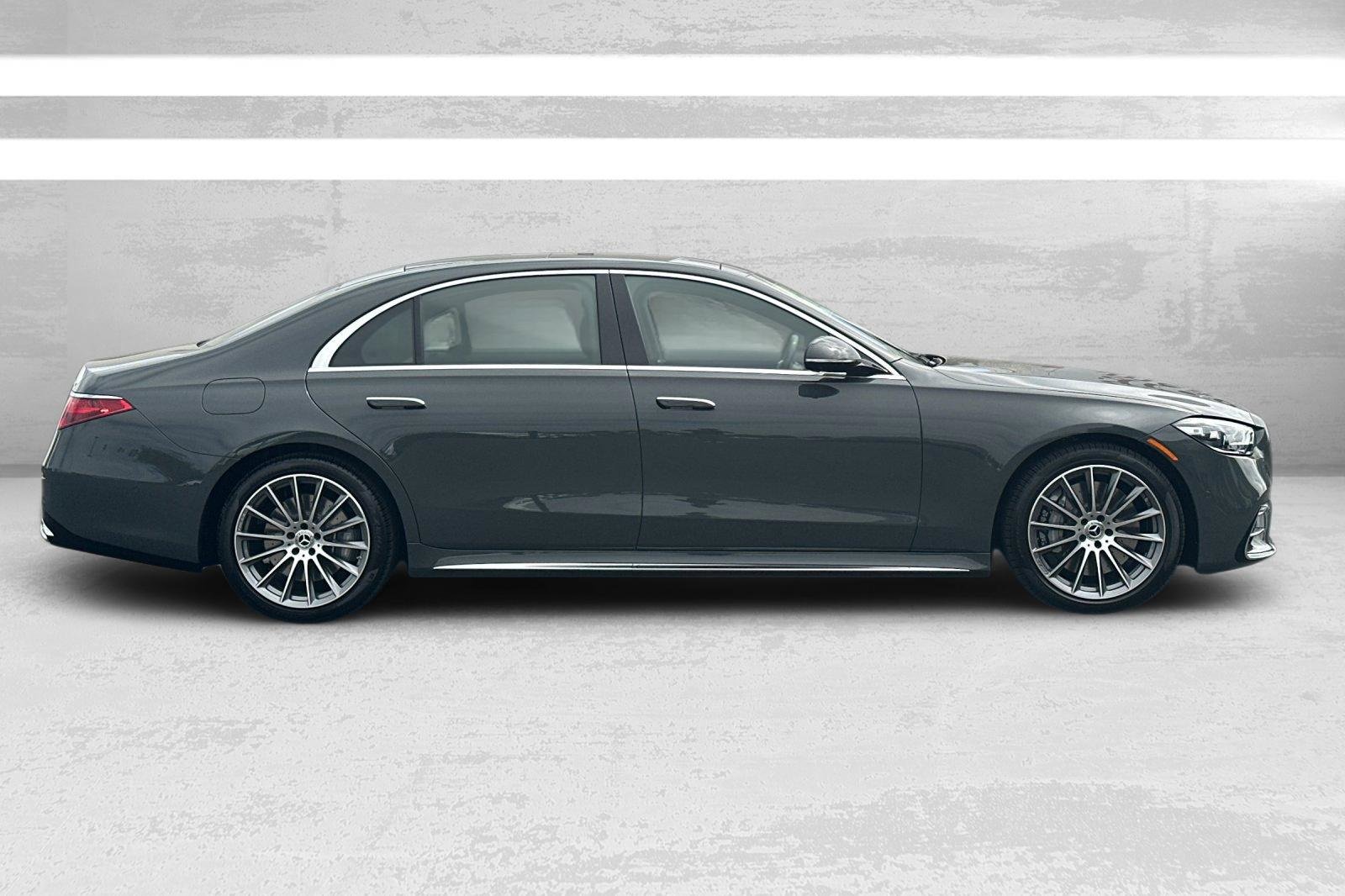 New 2026 Mercedes-Benz S 580 4MATIC Sedan image 3