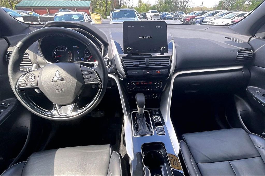 Used 2025 Mitsubishi Eclipse Cross SEL AWD/4WD image 14