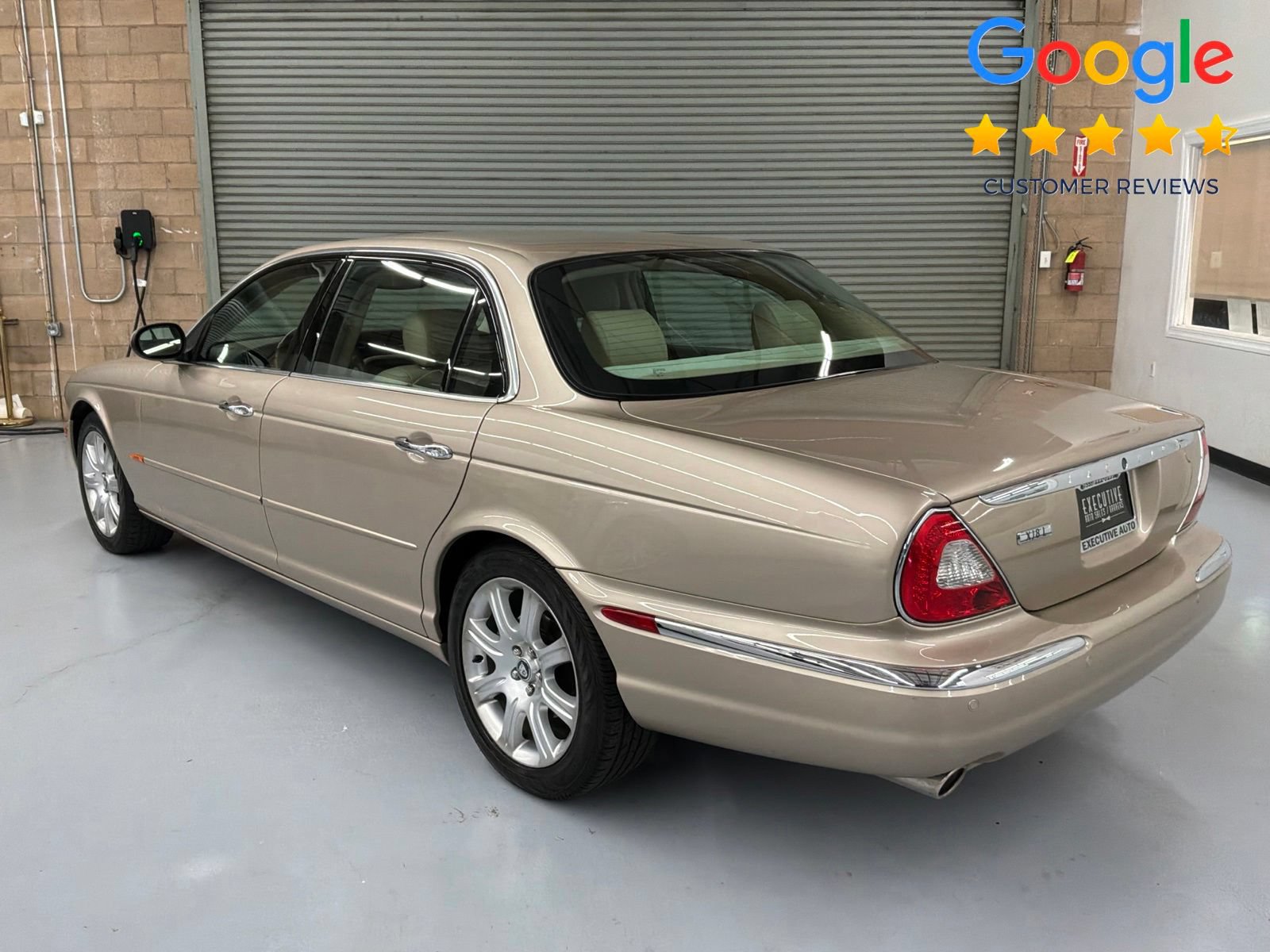 Used 2005 Jaguar XJ8 RWD image 7