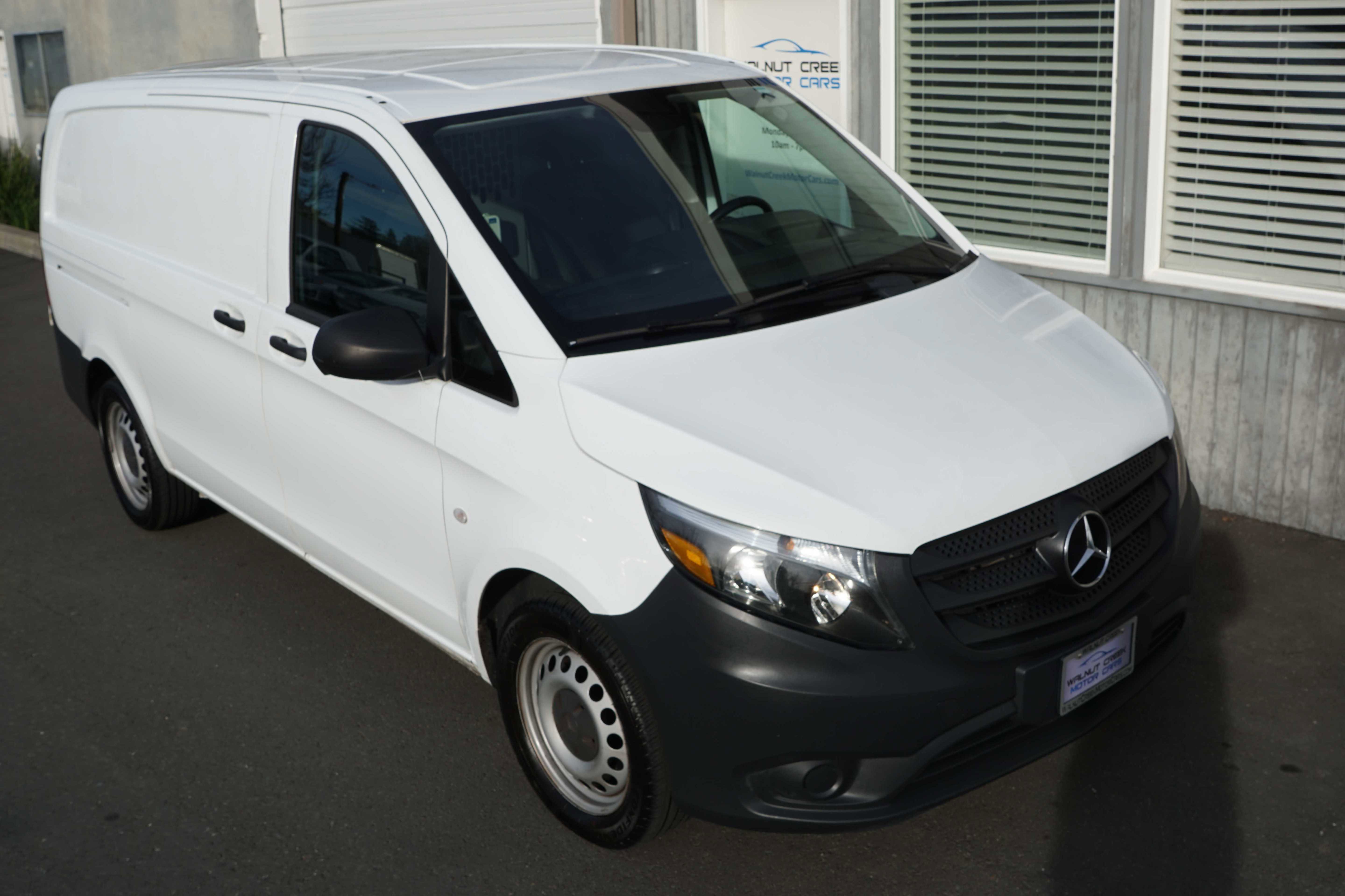 Used 2020 Mercedes-Benz Metris image 22