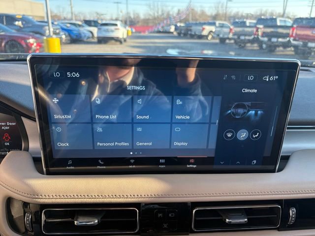 Used 2023 Lincoln Nautilus AWD image 18