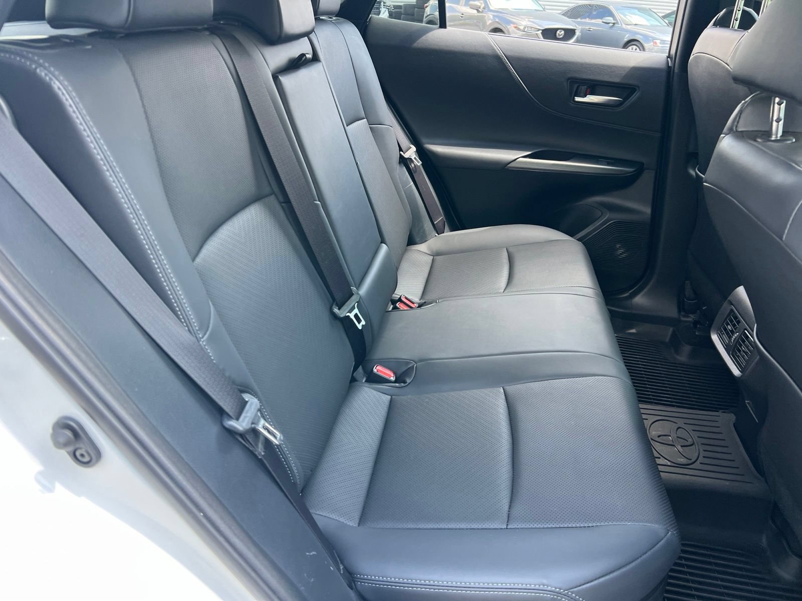 Used 2024 Toyota Venza Limited AWD/4WD image 37