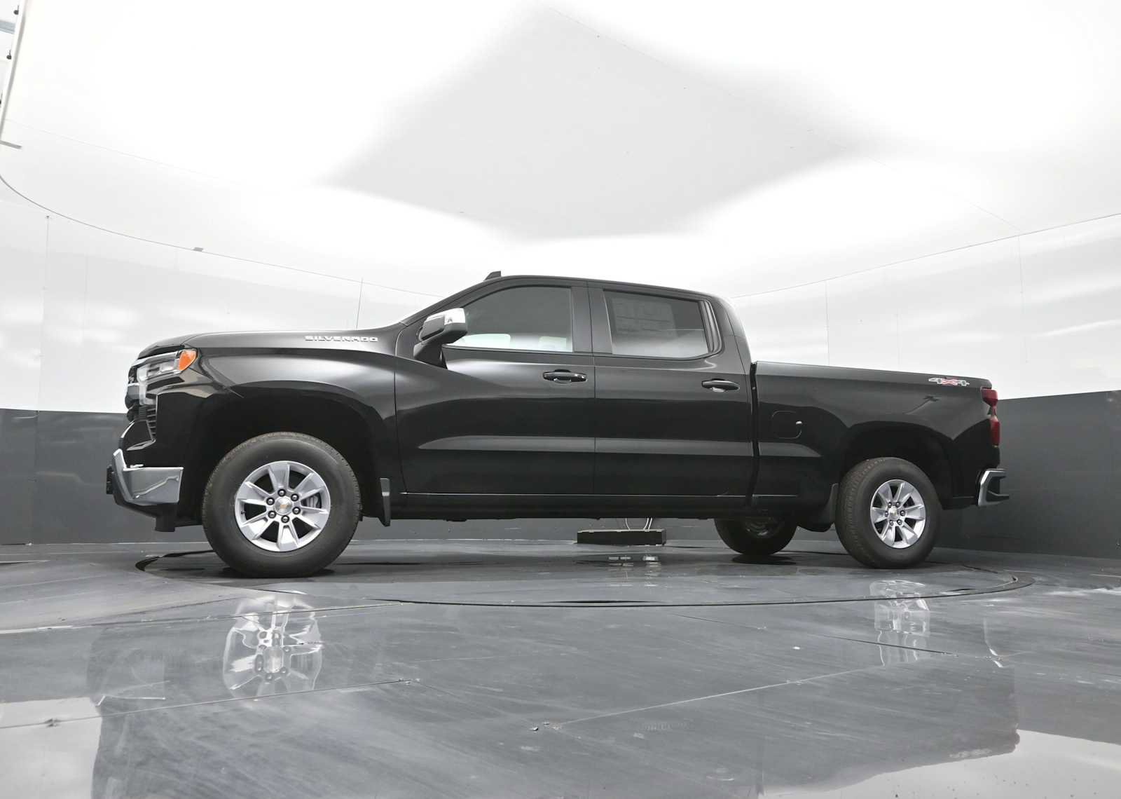 New 2026 Chevrolet Silverado 1500 LT w/ Protection Package image 21