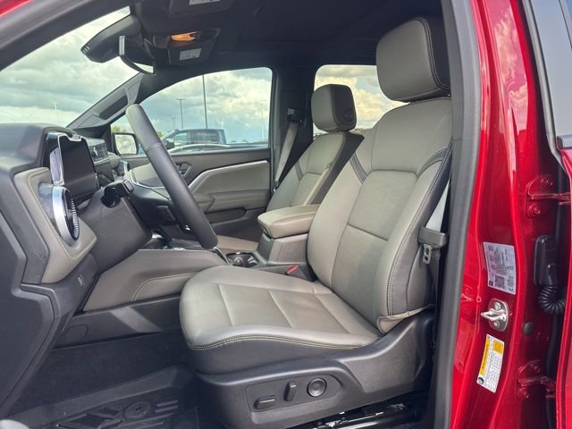 Used 2026 Chevrolet Colorado ZR2 w/ Technology Package AWD/4WD image 10