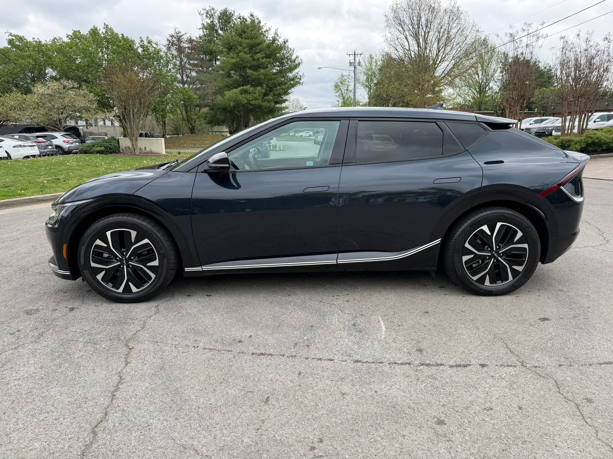 Used 2023 Kia EV6 Wind image 7