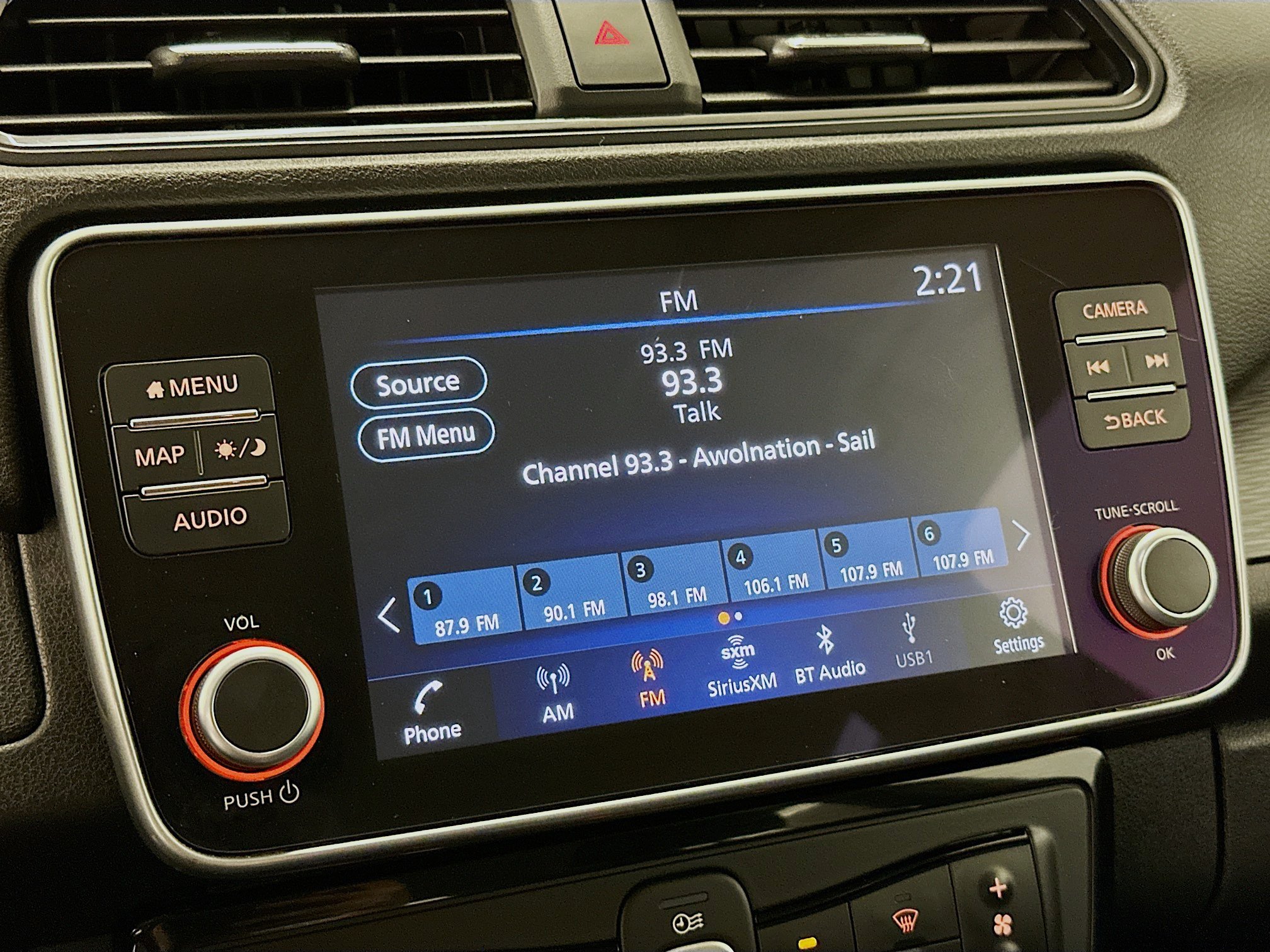 Used 2025 Nissan Leaf SV Plus FWD image 21