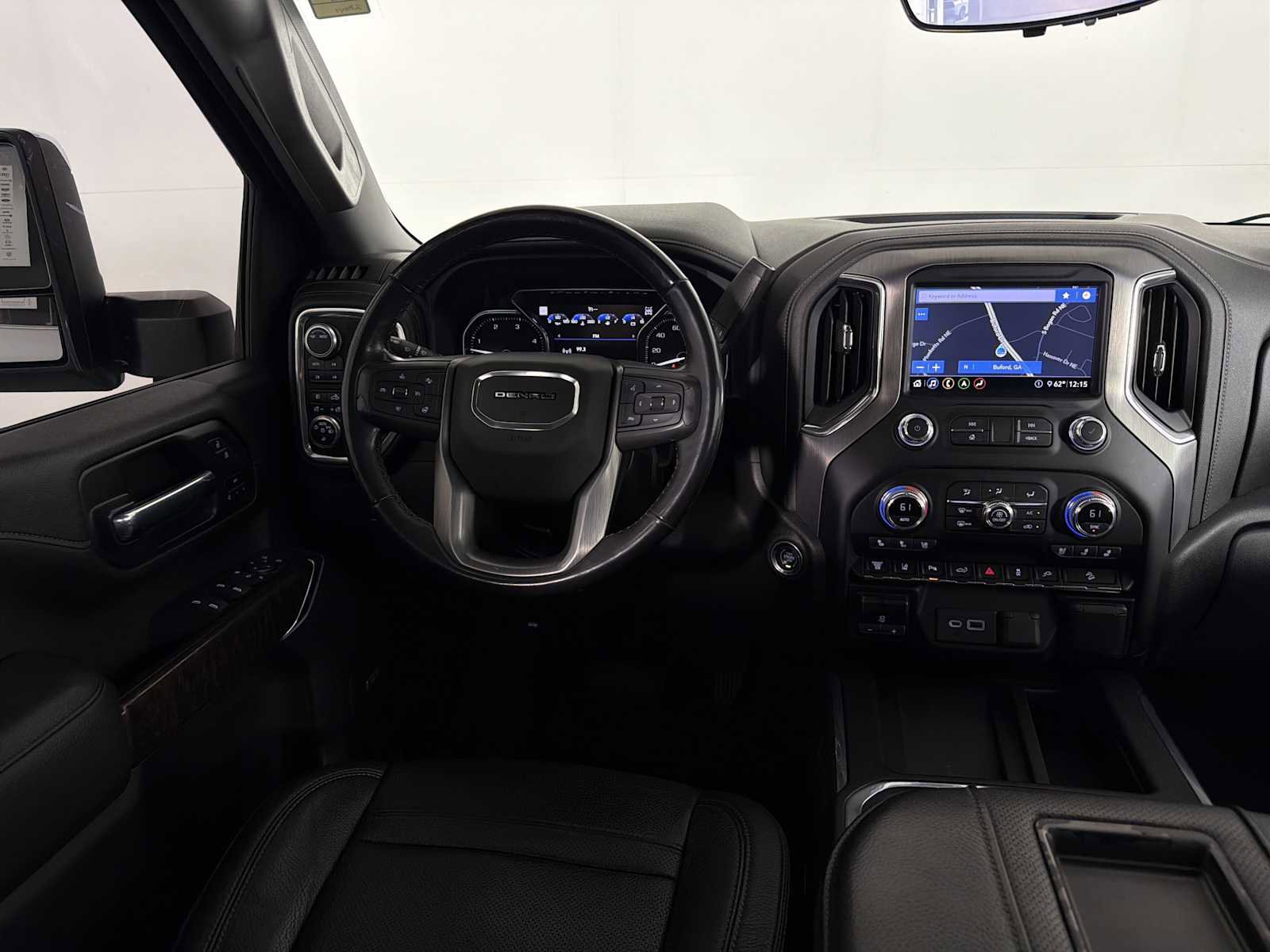 Used 2020 GMC Sierra 2500 Denali w/ Denali Ultimate Package AWD/4WD image 21