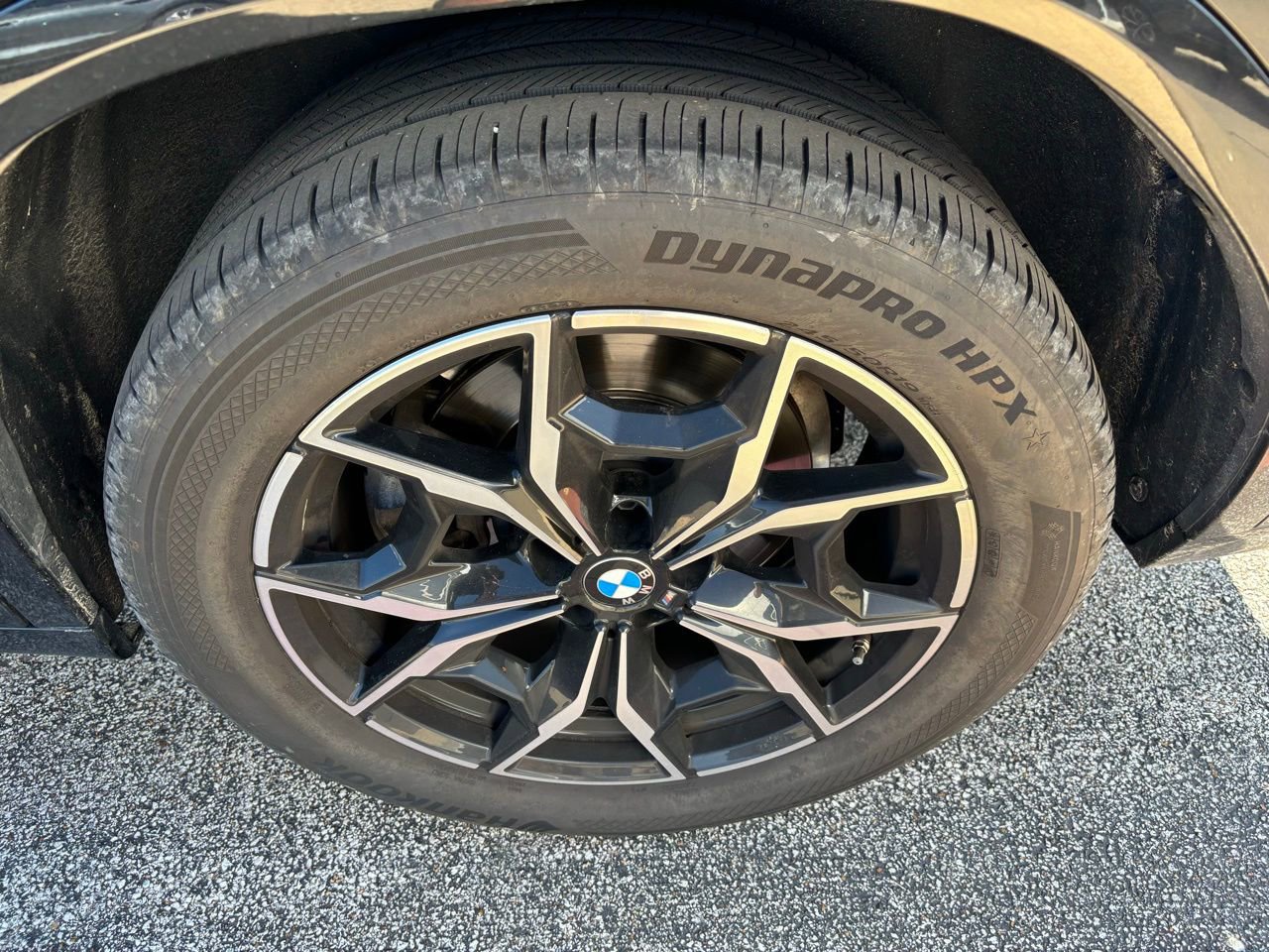 Used 2024 BMW X4 xDrive30i w/ Premium Package image 8