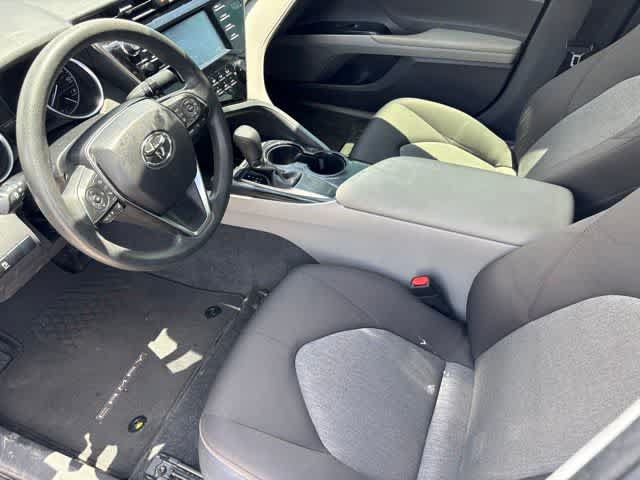 Used 2019 Toyota Camry LE FWD image 9