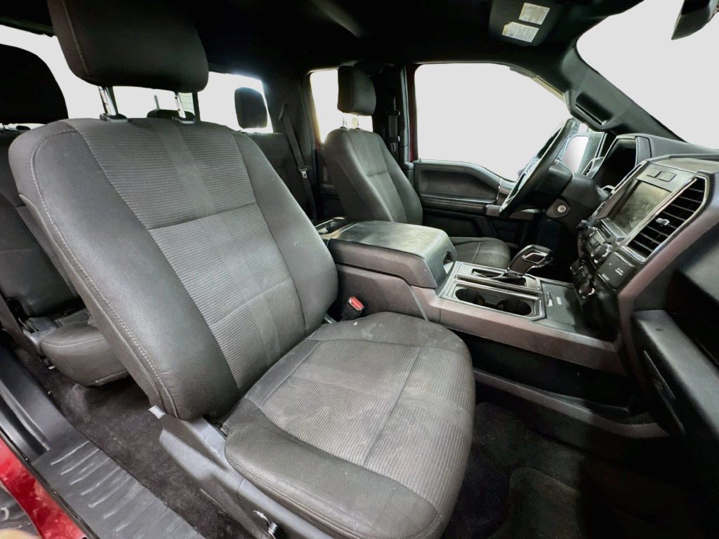 Used 2015 Ford F150 XLT w/ Equipment Group 302A Luxury AWD/4WD image 31