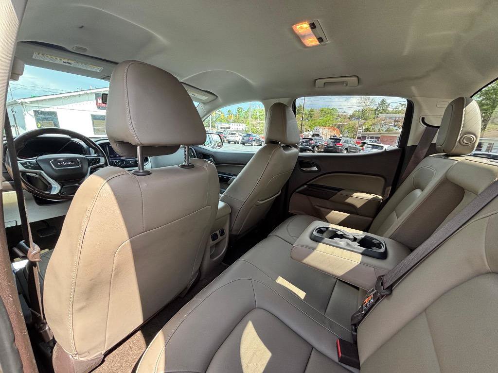 Used 2015 GMC Canyon SLT RWD image 25