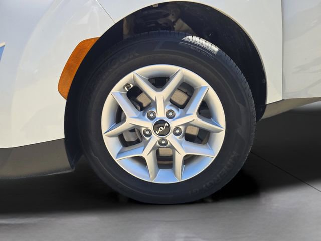 Used 2023 Kia Soul LX w/ LX Technology Package image 25