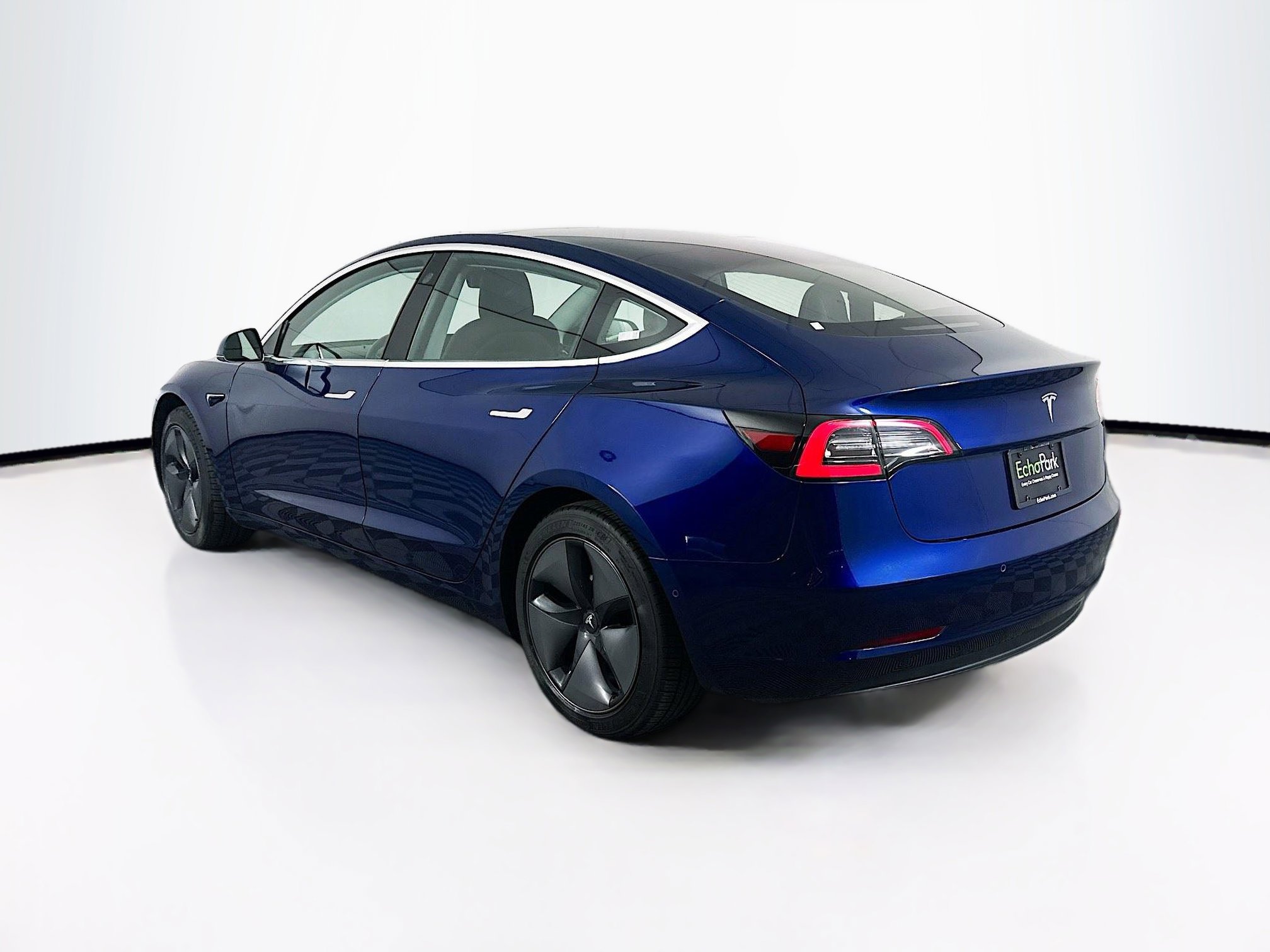 Used 2018 Tesla Model 3 Long Range RWD image 5