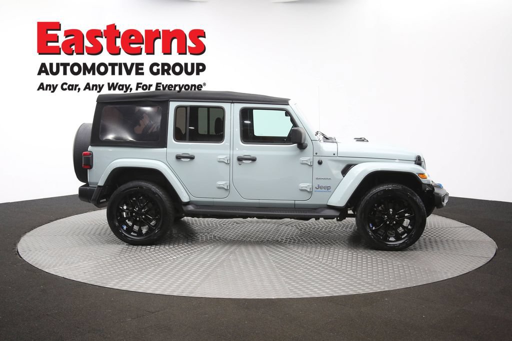 Used 2023 Jeep Wrangler Unlimited Sahara w/ Cold Weather Group AWD/4WD image 45