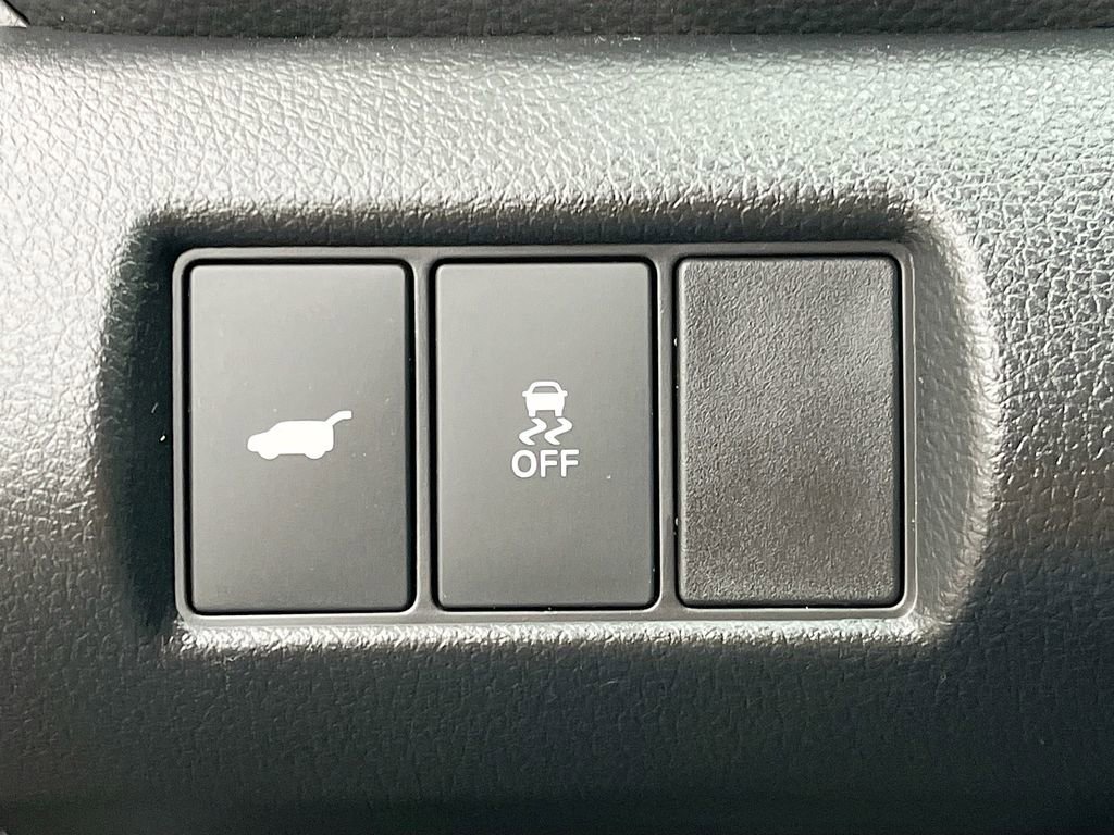 Used 2025 Honda Pilot EX-L image 10