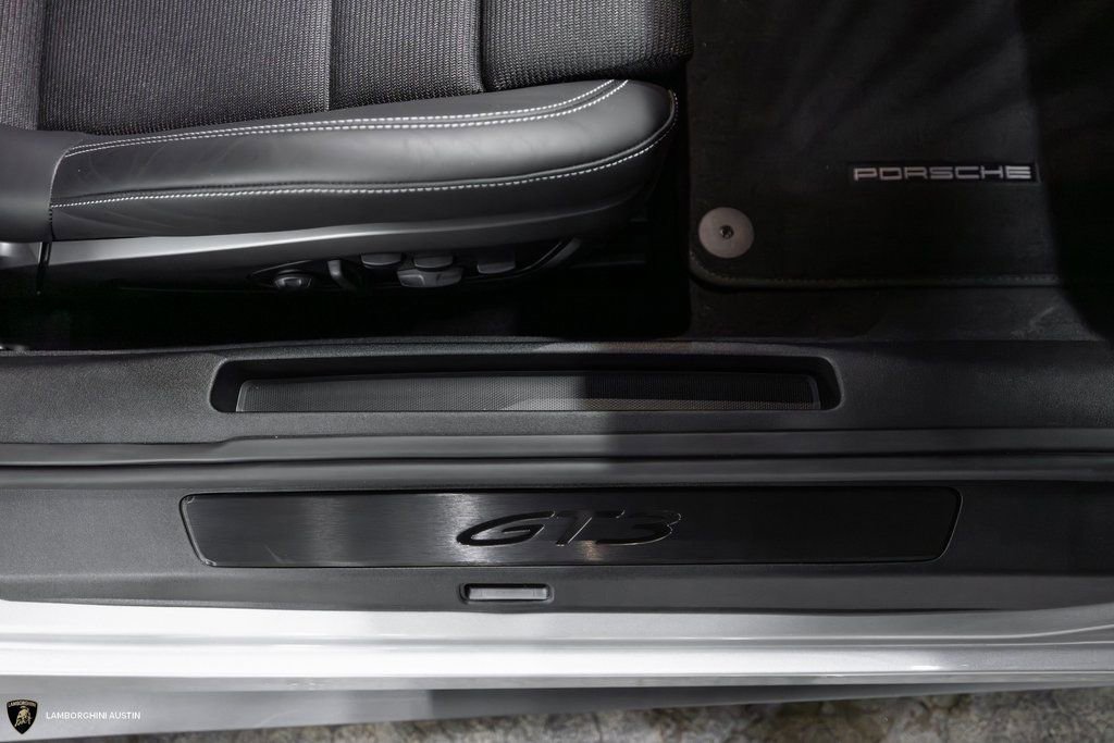 Used 2022 Porsche 911 GT3 RWD image 36