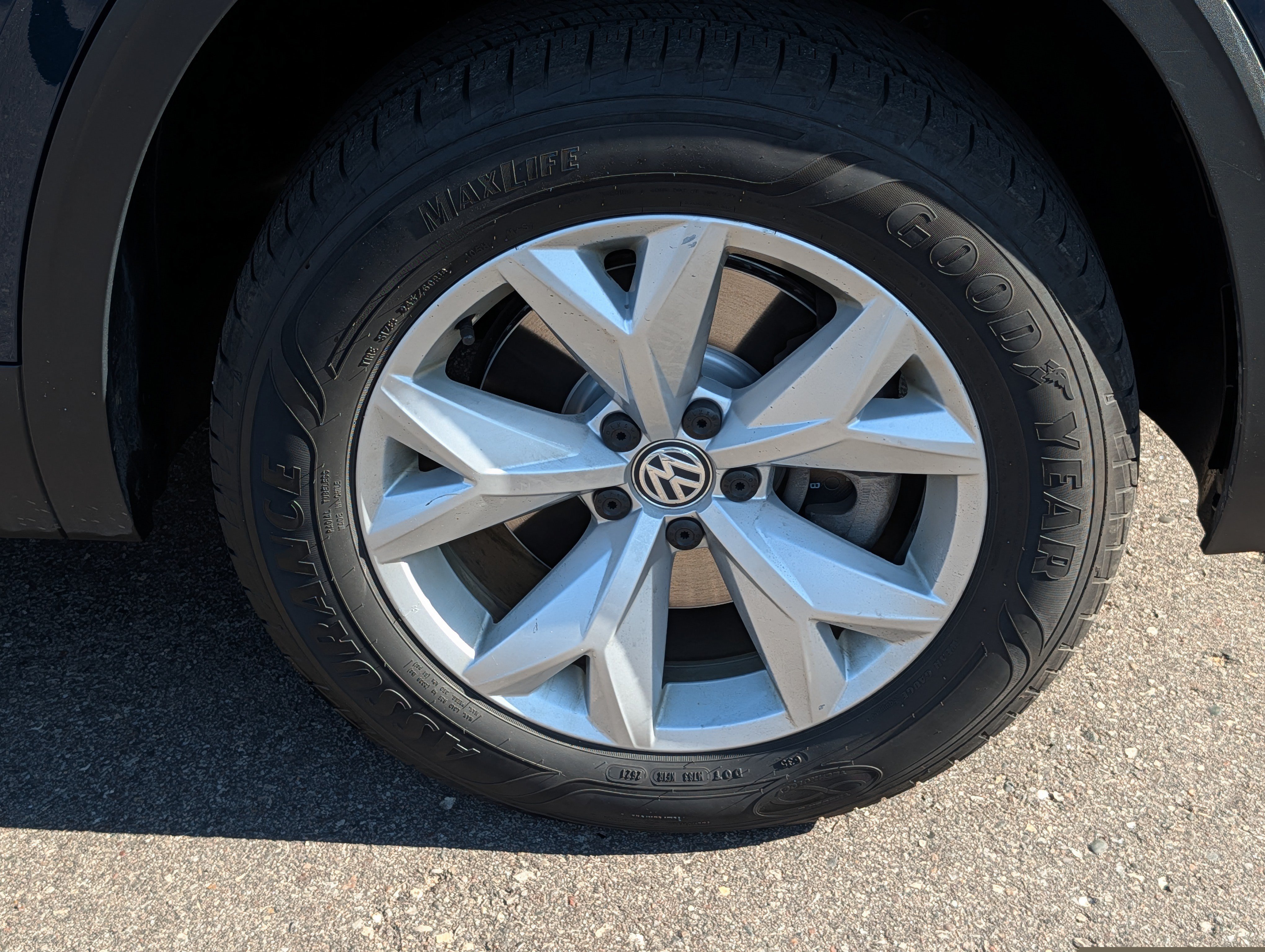 Used 2018 Volkswagen Atlas SEL AWD/4WD image 15