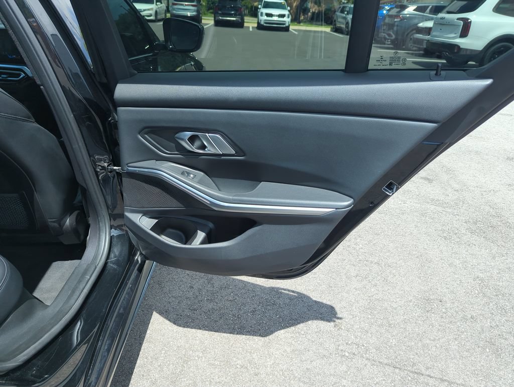 Used 2023 BMW 330e RWD image 32