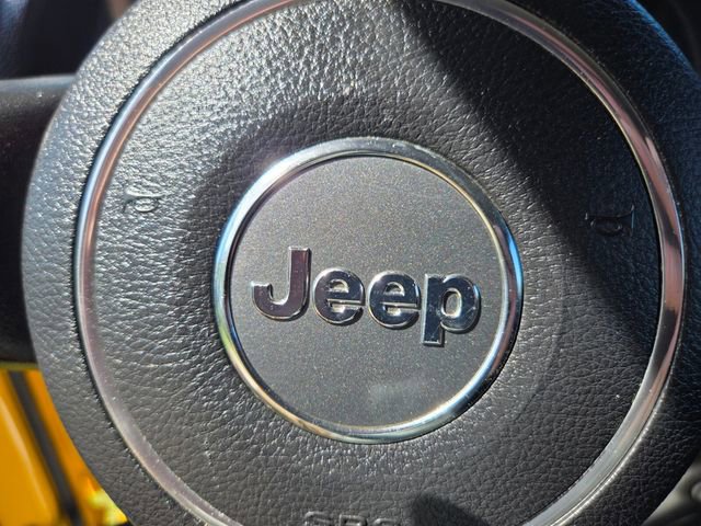 Used 2015 Jeep Wrangler Sport w/ Connectivity Group image 30