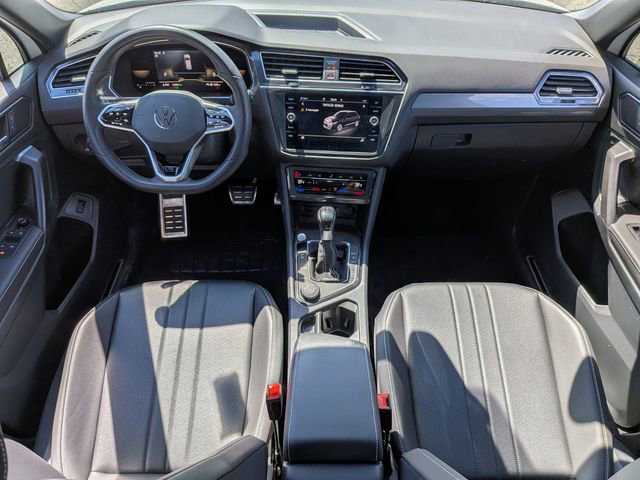 Used 2022 Volkswagen Tiguan SE R-Line AWD/4WD image 21