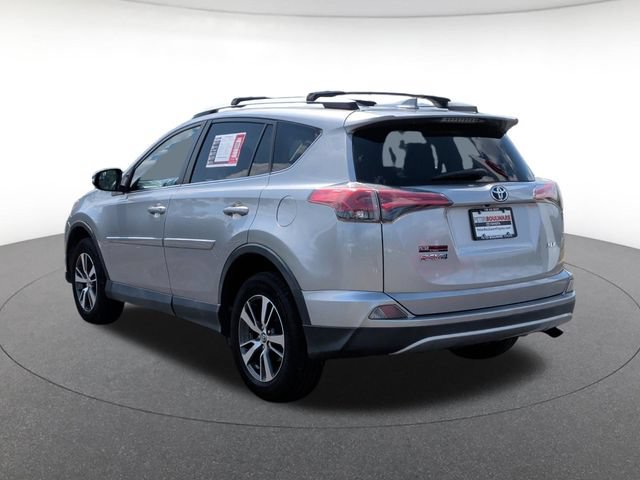 Used 2016 Toyota RAV4 XLE FWD image 3