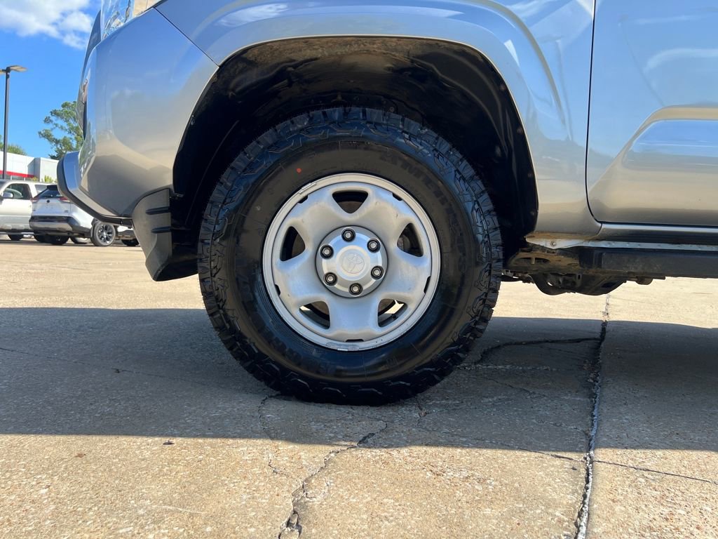 Used 2019 Toyota Tacoma SR w/ SR Convenience Package image 20