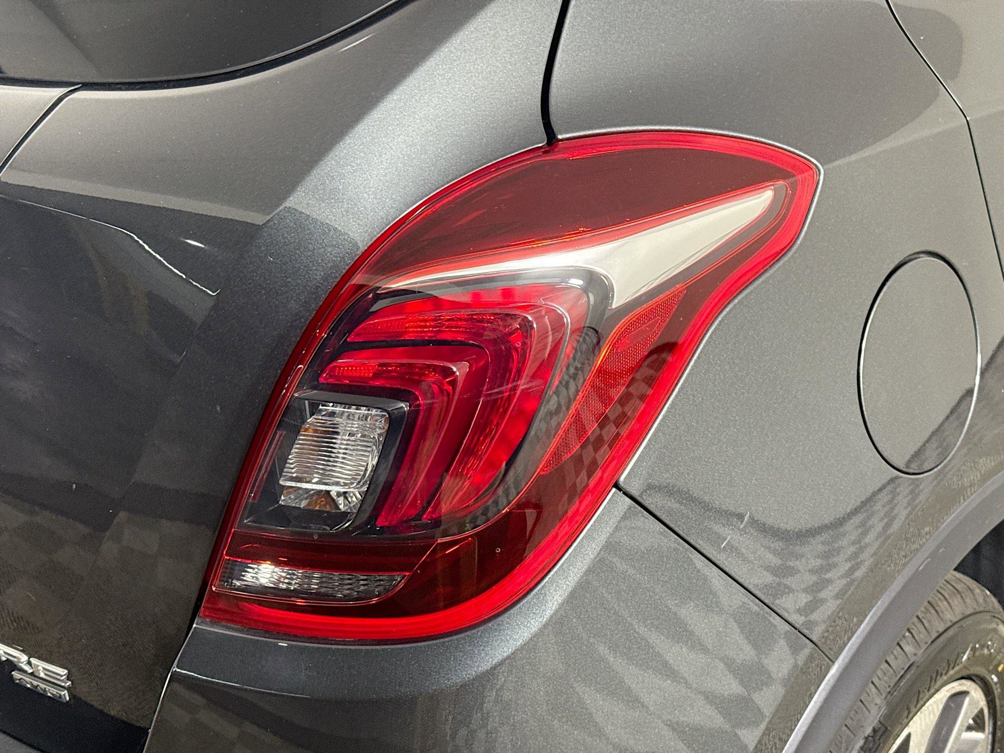 Used 2018 Buick Encore Preferred image 34