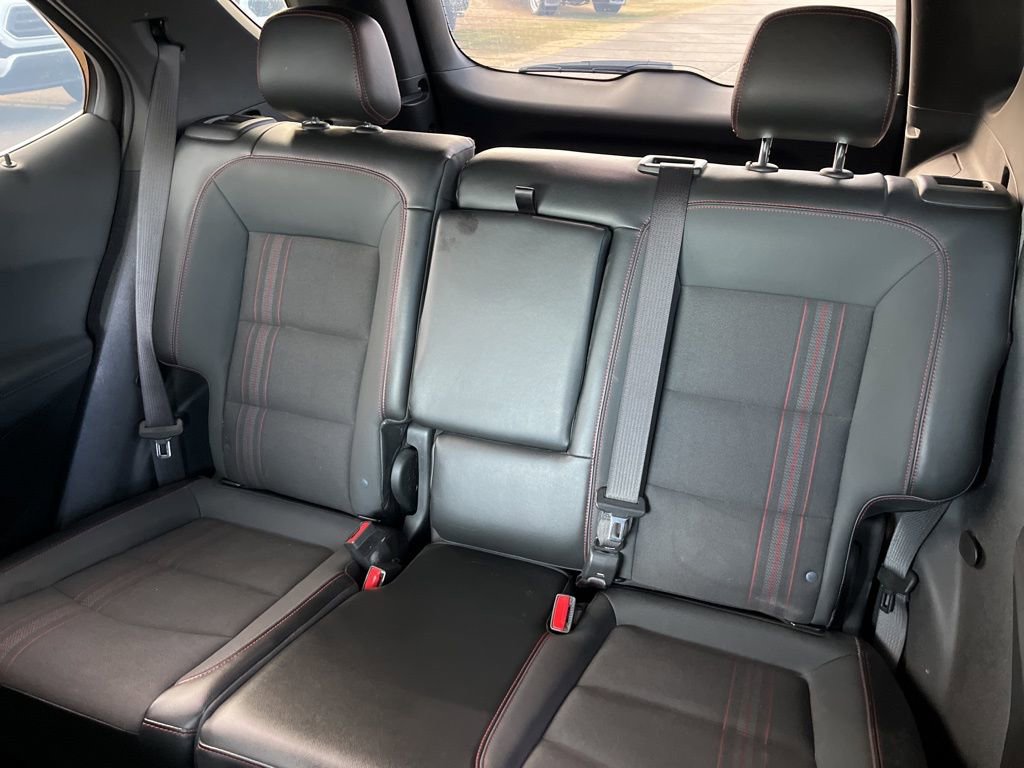 Used 2023 Chevrolet Equinox RS image 17