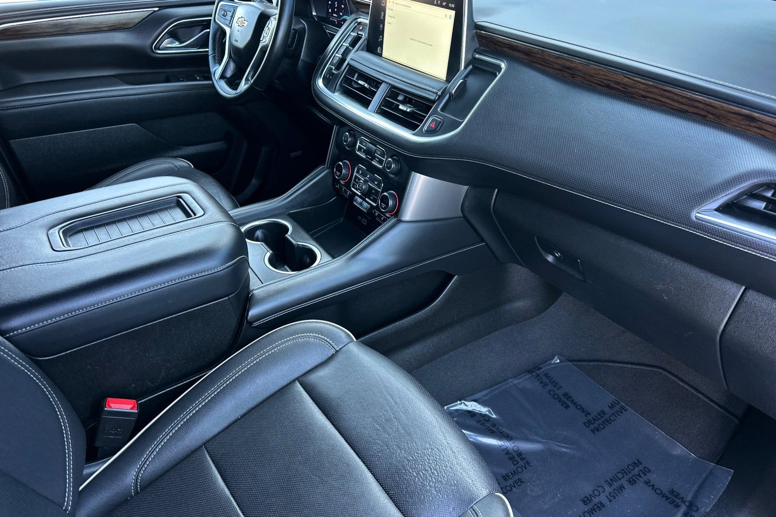 Used 2024 Chevrolet Tahoe Premier AWD/4WD image 21