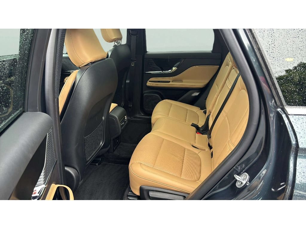 Used 2022 Lincoln Corsair Grand Touring AWD/4WD image 12