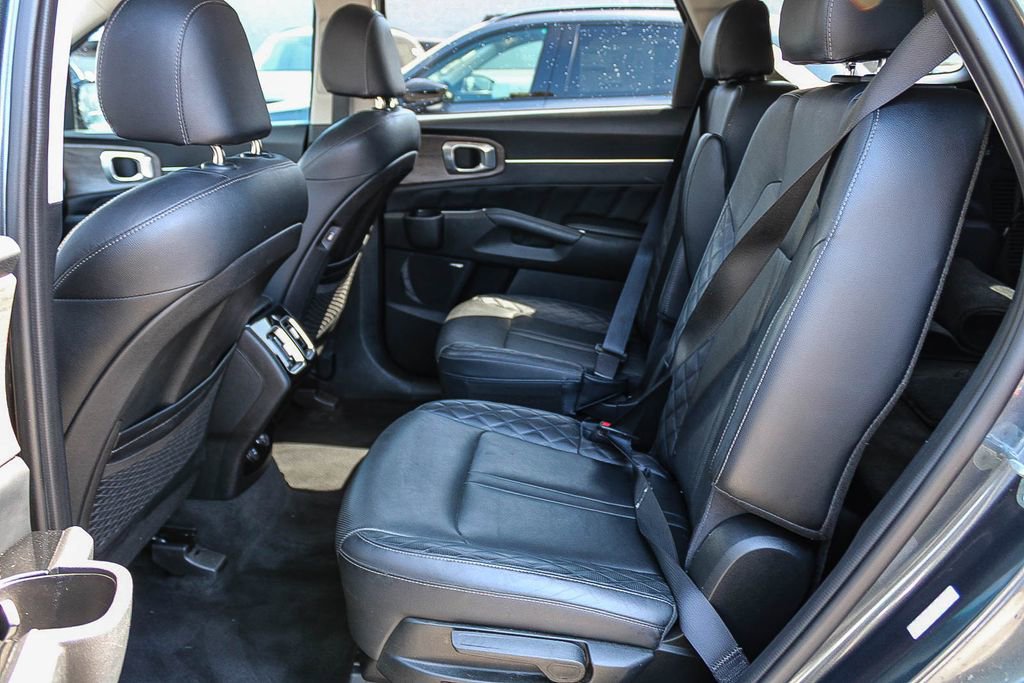 Used 2021 Kia Sorento SX Prestige AWD/4WD image 18