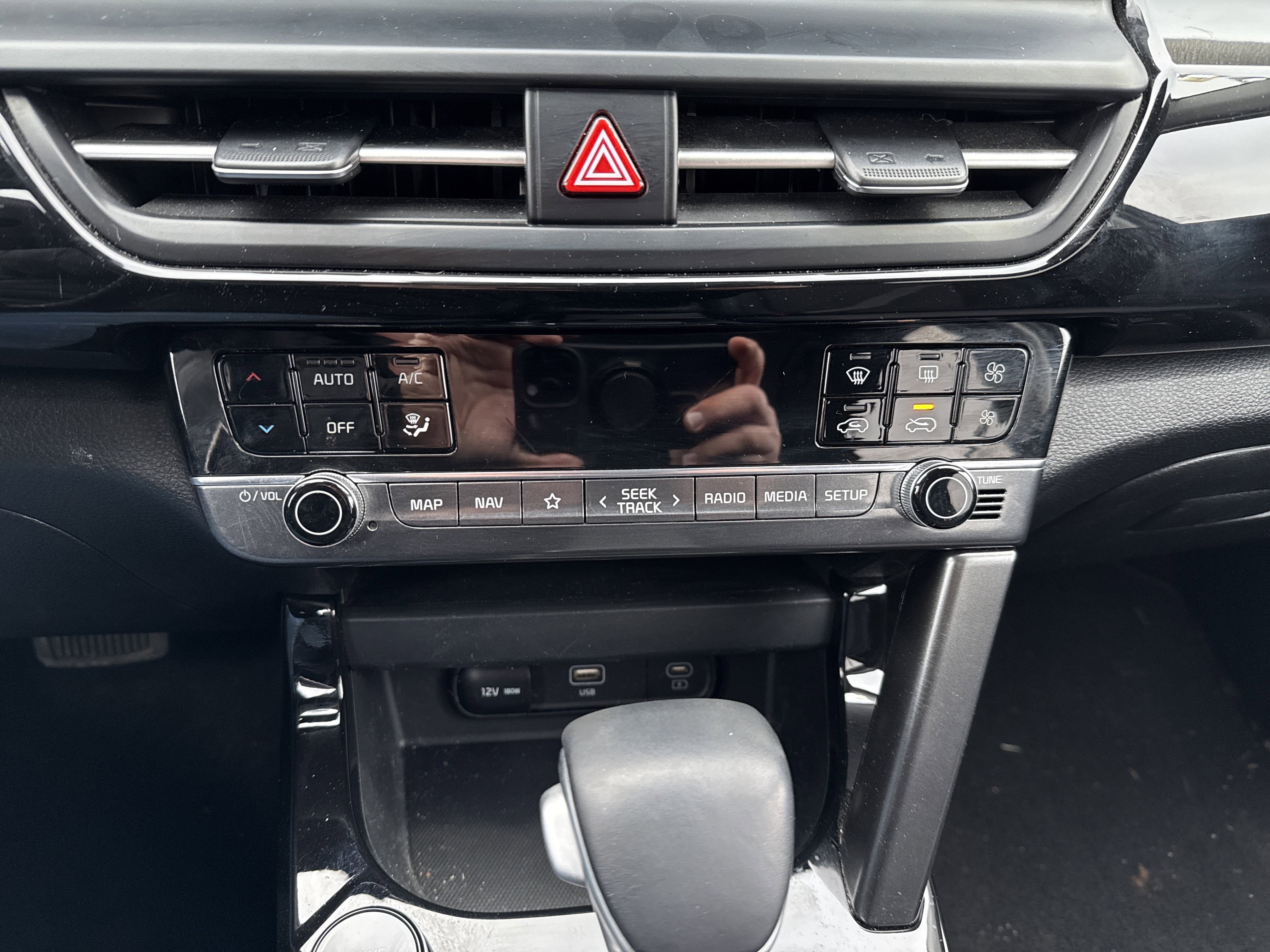 Certified 2024 Kia Seltos S image 25