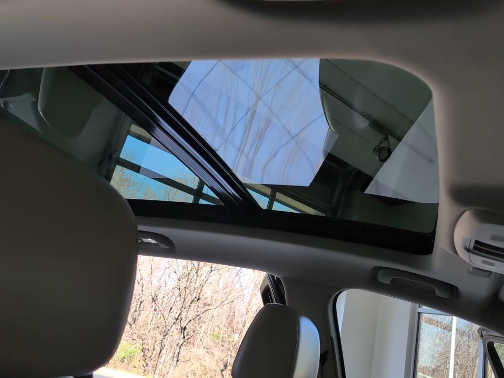 Used 2019 Buick Envision Essence image 51