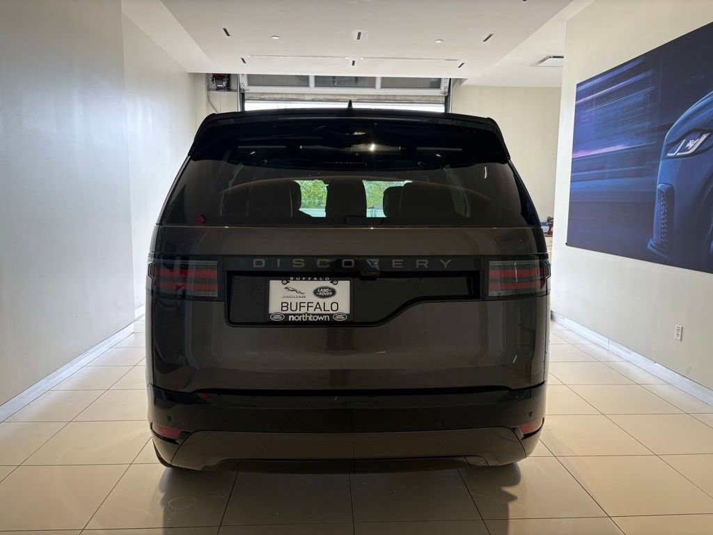New 2026 Land Rover Discovery Dynamic SE AWD/4WD image 3