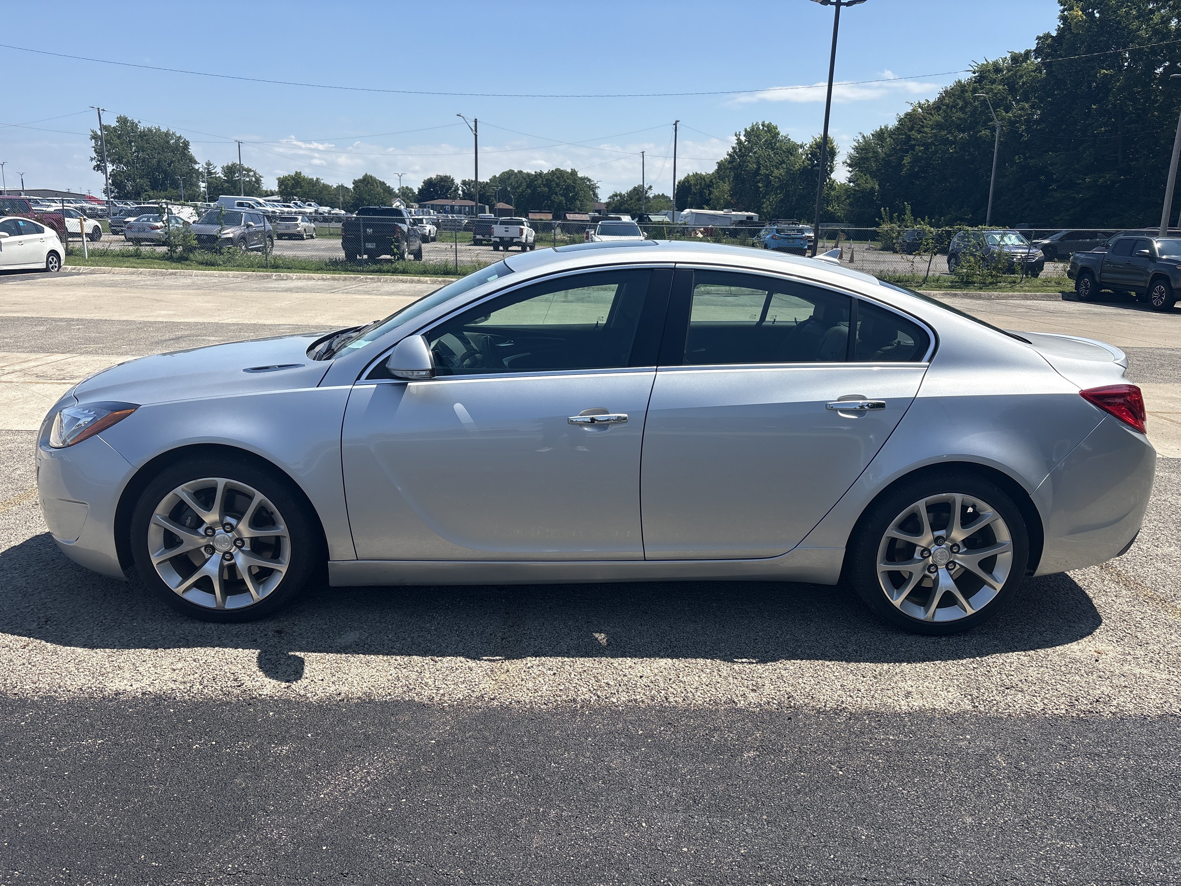 Used 2013 Buick Regal GS FWD image 1