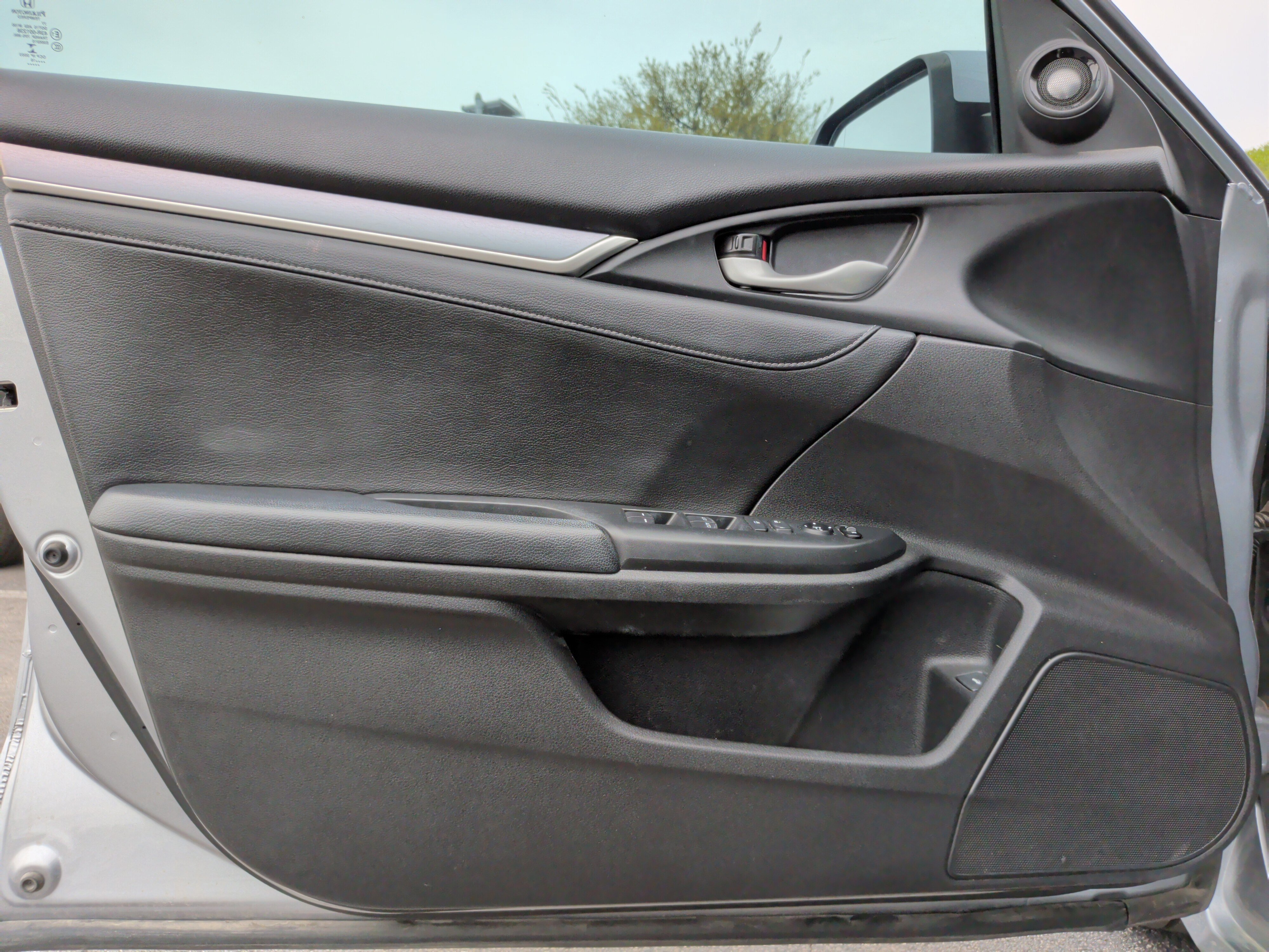 Used 2016 Honda Civic Touring image 26