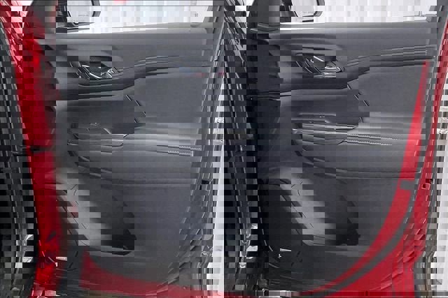 Certified 2023 GMC Acadia SLT w/ Preferred Package image 22