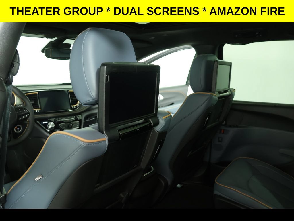 New 2027 Chrysler Pacifica Pinnacle w/ Theater Group AWD/4WD image 10