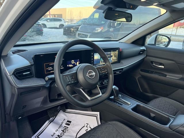 Used 2025 Nissan Kicks SV w/ Illumination Package image 20