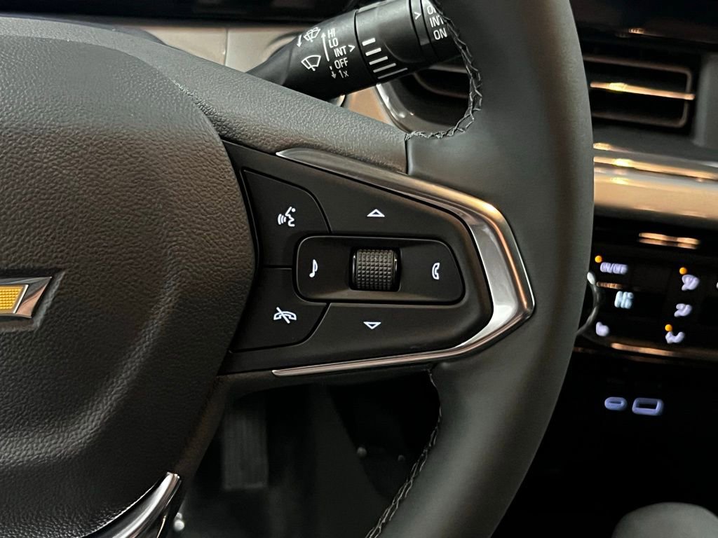 New 2026 Chevrolet Trax LT w/ Driver Confidence Package image 17