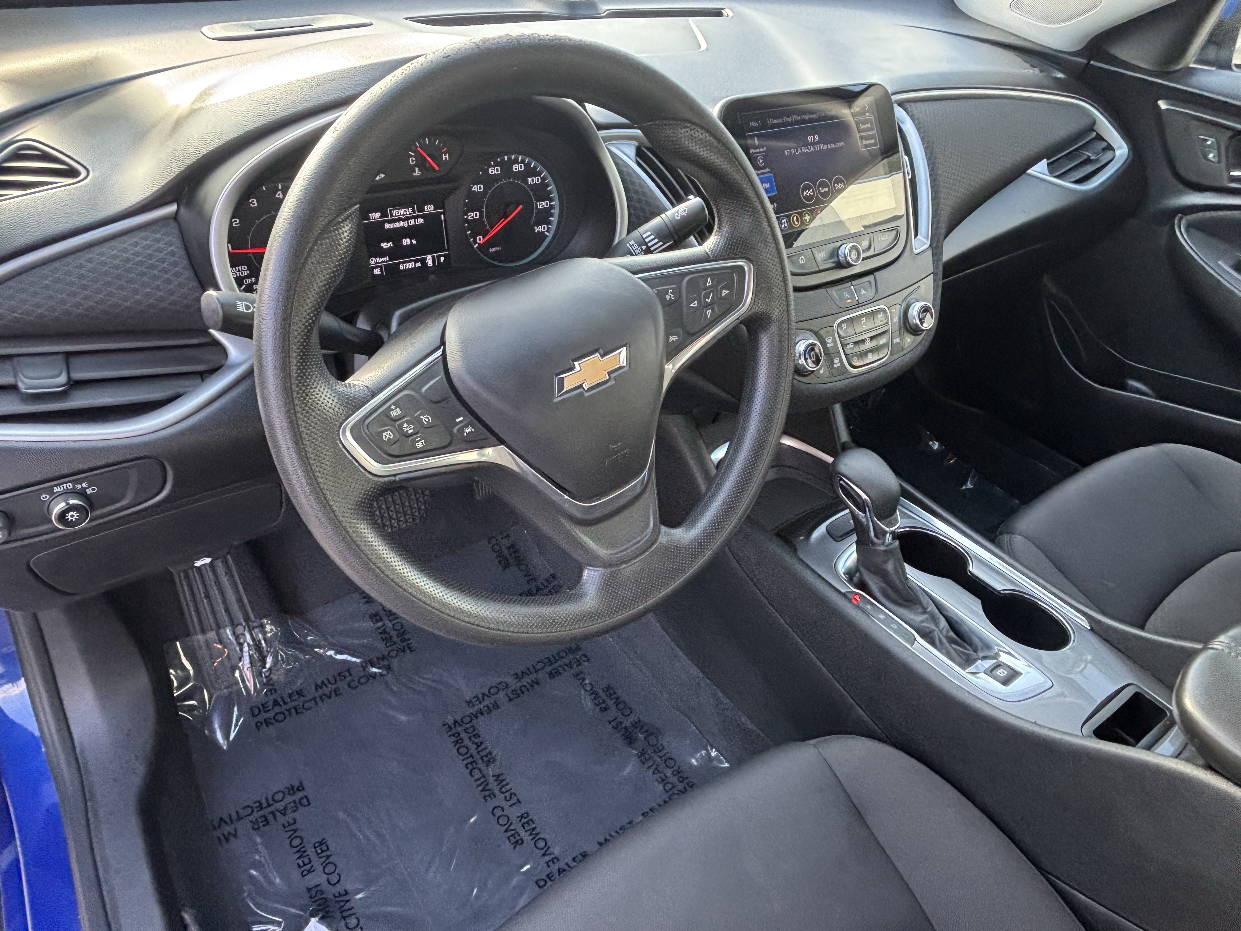 Used 2023 Chevrolet Malibu LT FWD image 17