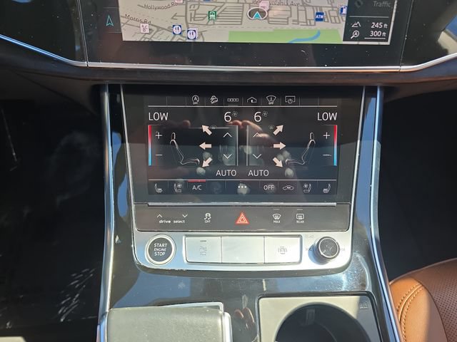 Used 2022 Audi Q8 Prestige AWD/4WD image 27