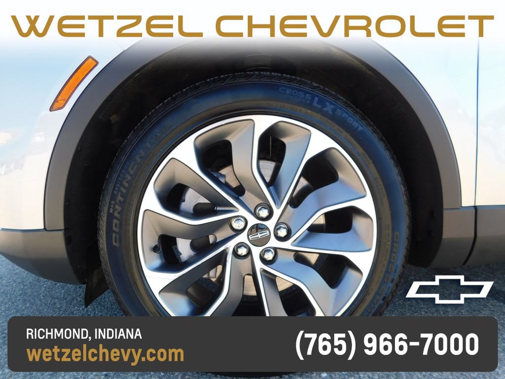 Used 2023 Lincoln Nautilus Reserve AWD/4WD image 10