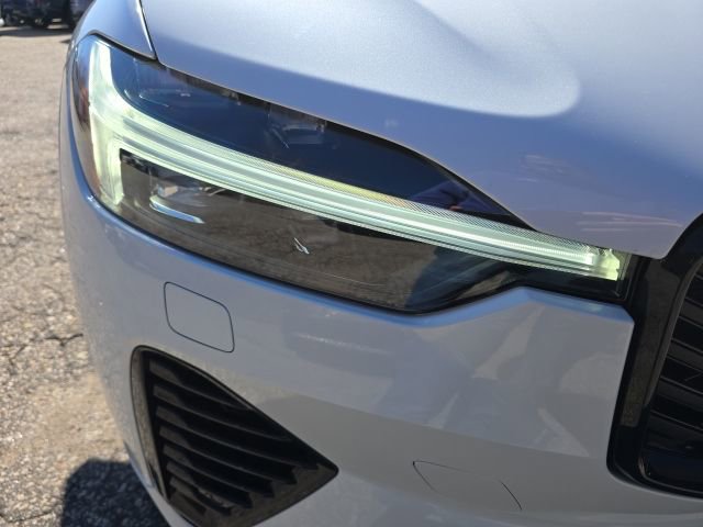 New 2026 Volvo XC60 T8 Ultra w/ Protection Package Premier image 10