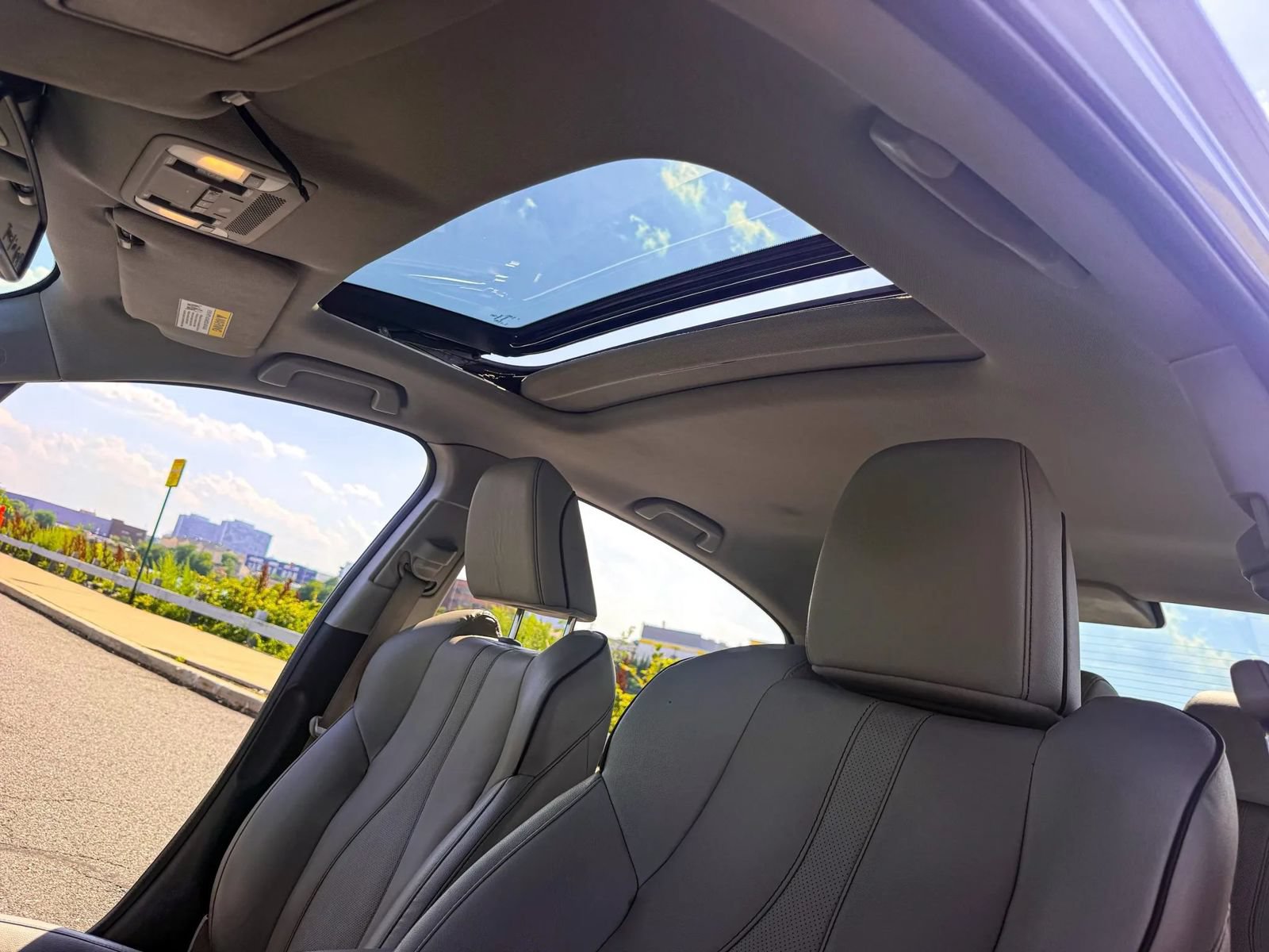 Used 2020 Acura ILX FWD image 15