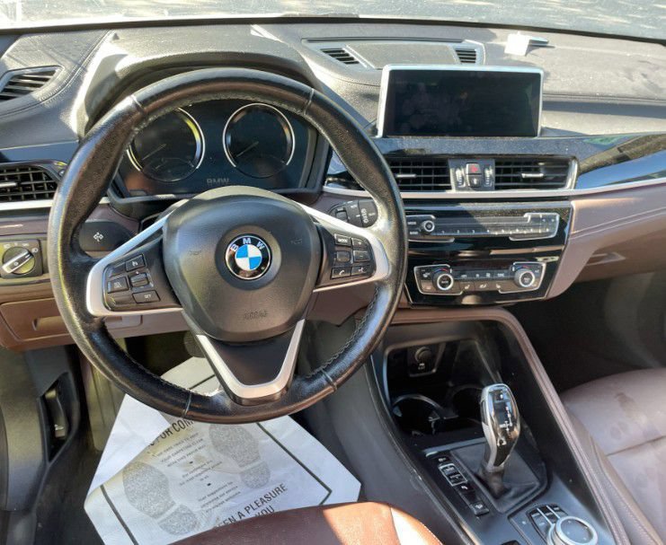 Used 2021 BMW X1 xDrive28i w/ Convenience Package AWD/4WD image 2
