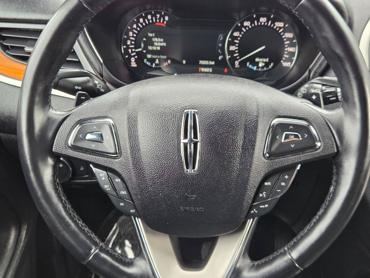 Used 2018 Lincoln MKC Select w/ Select Plus Package AWD/4WD image 24