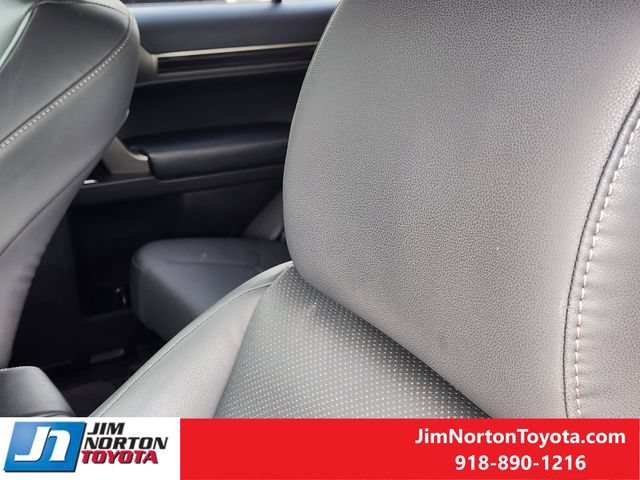 Used 2021 Lexus GX 460 Premium AWD/4WD image 16