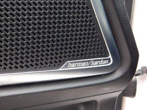 Used 2024 Kia Telluride SX AWD/4WD image 19