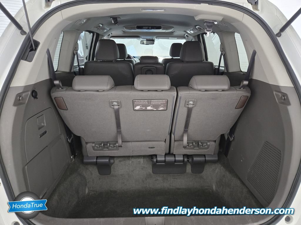 Used 2016 Honda Odyssey Touring Elite image 21